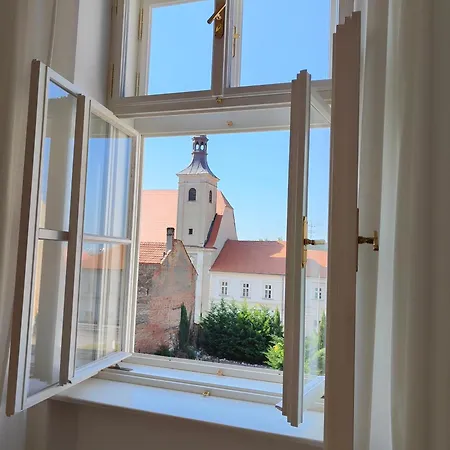 Apartmany Vienna Mikulov Buitenkant foto
