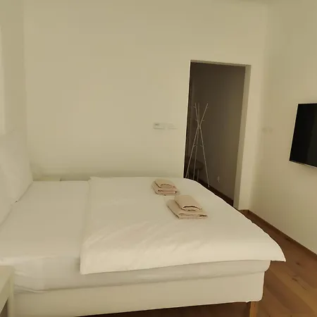 Apartmany Vienna Mikulov Buitenkant foto