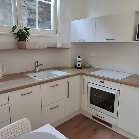 Apartmany Vienna Mikulov Buitenkant foto