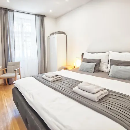 Apartmany Vienna Mikulov Exterior photo
